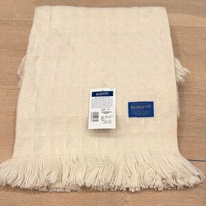 Vintage 100% WOOL NWT Pendleton Ivory Throw with Fringe